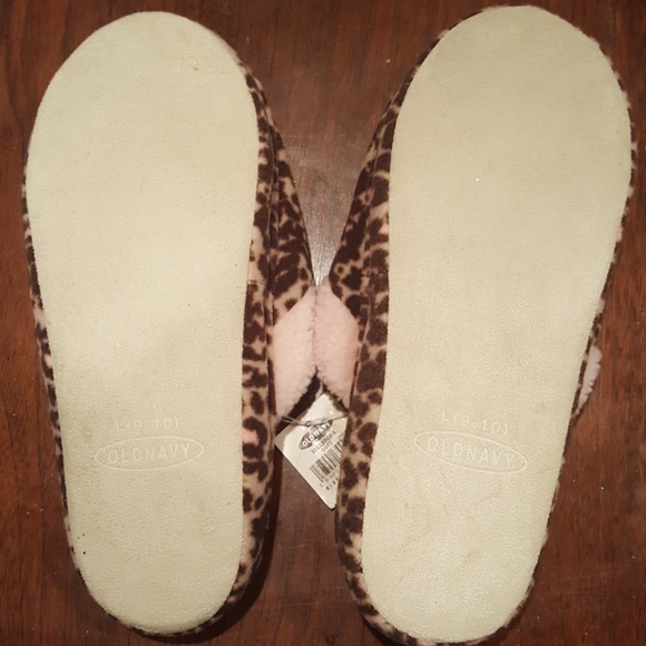 Old Navy Animal Print Slippers - Picture 2 of 7